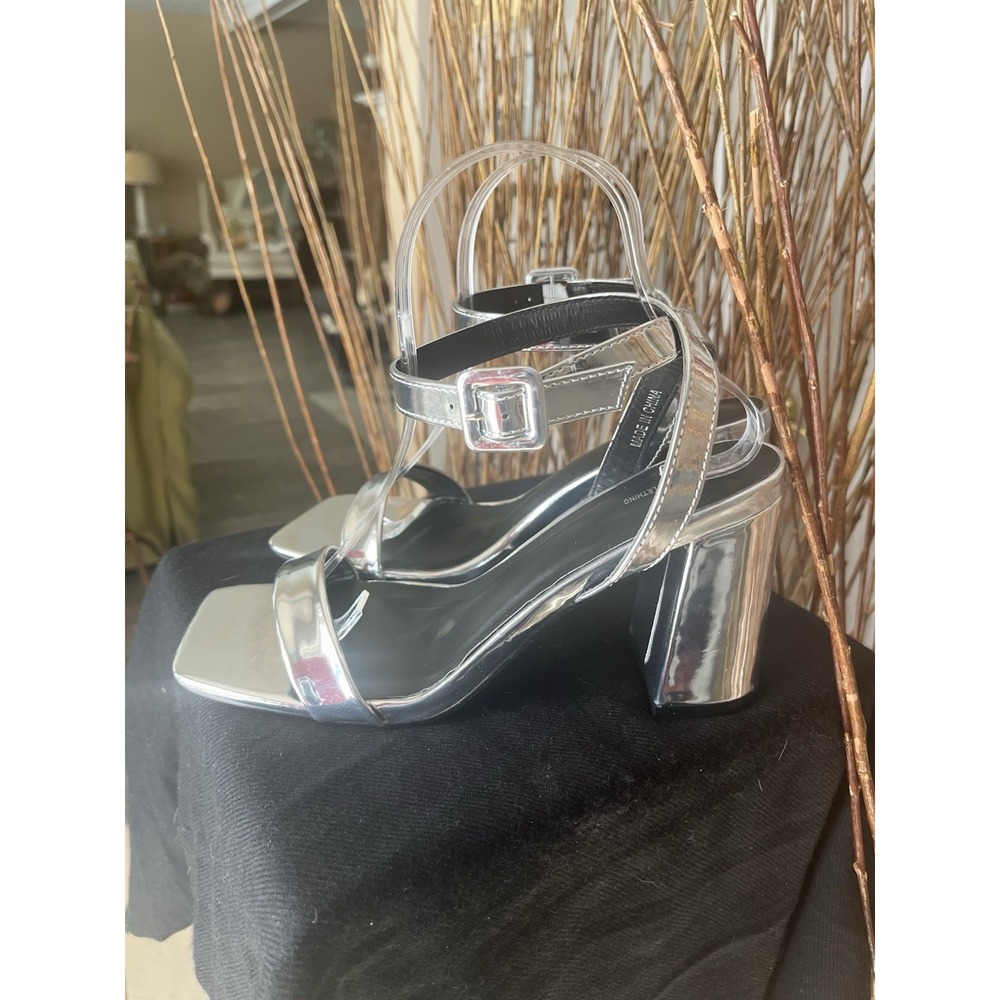 Silver Metallic Square Toe Block Heel Sandals NIB Pretty Little Thing Size 6